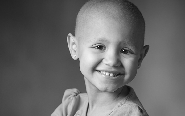Flashes of Hope brightens lives of children fighting cancer