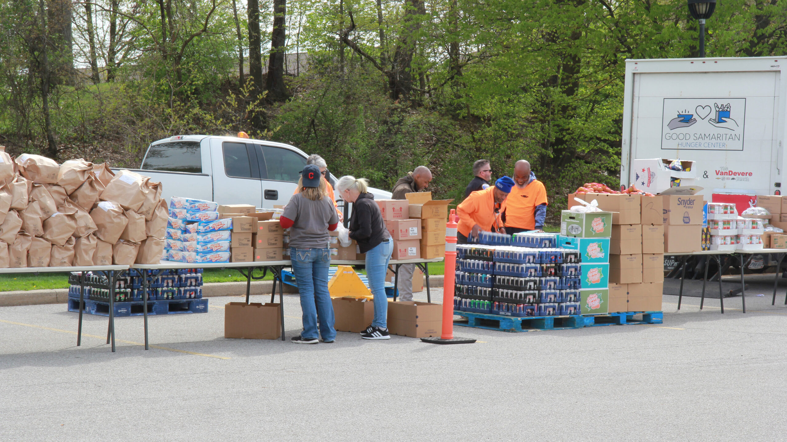 Akron Community Foundation awards nearly $200K for local food pantries 